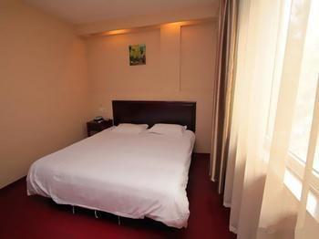 Jinzuan 100 Holiday Hotel Qufu Buitenkant foto